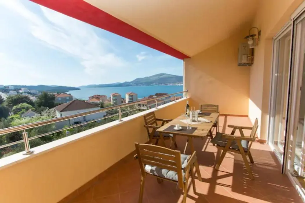 Amazing Apartment**** With Best Sea View In Trogir contacts